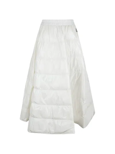 Moncler Quilted Logo-detail Midi Skirt In White