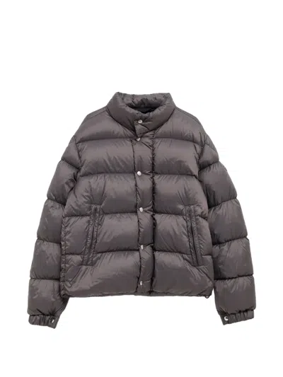 Moncler Quilted Logo-patch Jacket In Gray