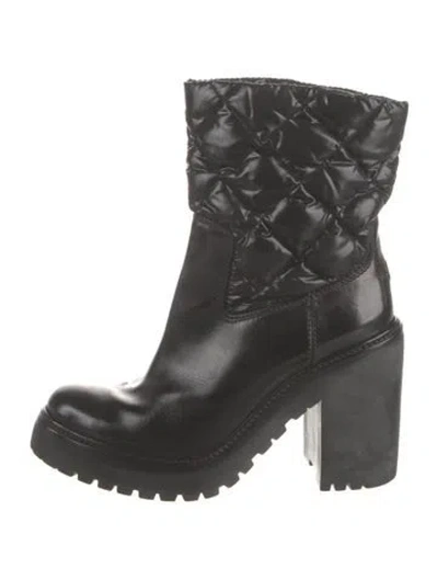 Pre-owned Moncler Quilted Pattern Leather Combat Boots In Black