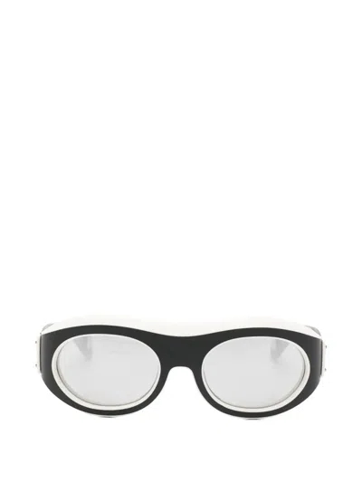 Moncler Ramillon Matte Mirror Sunglasses In Black