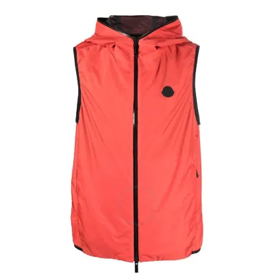 Moncler Reflective Logo Hooded Jacket In Red