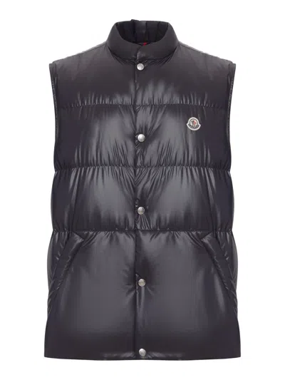 Moncler Restigo Quilted Vest With Logo Patch In Black