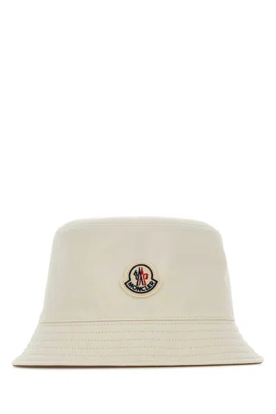 Moncler Reversible Bucket Hat In Polyester For Women In White