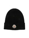 Moncler Ribbed Beanie In Black In Negro