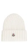 Moncler Ribbed Knit Beanie In Ivory