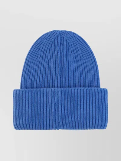 Moncler Ribbed Knit Cap Featuring Logo In Blue