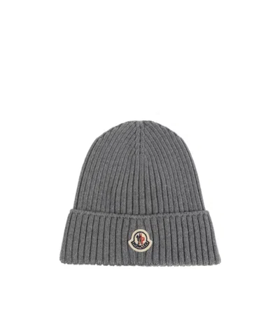 Moncler Ribbed Knit Hat In Grey