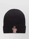 MONCLER RIBBED KNIT LOGO CUFFED HAT