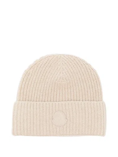 Moncler Ribbed Logo-patch Beanie In Neutral