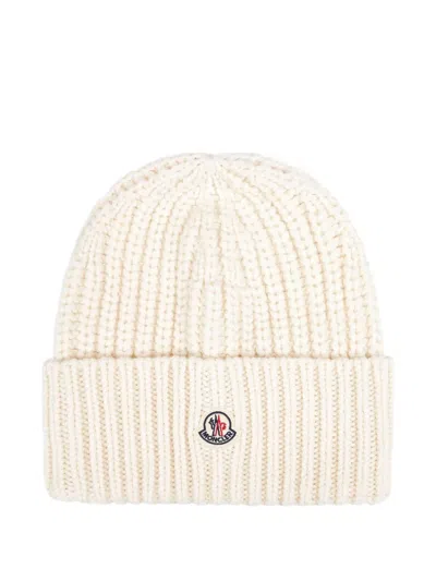 Moncler Ribbed Logo-patch Beanie In White