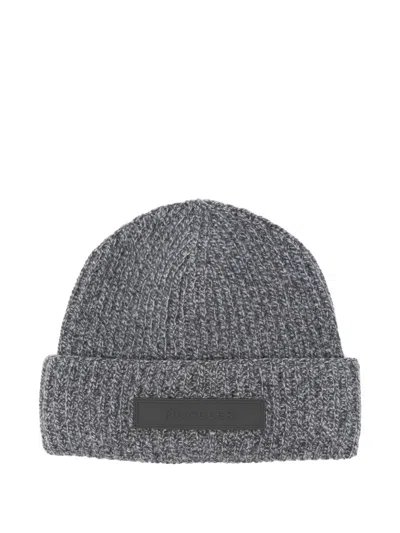 Moncler Ribbed Logo-plaque Beanie Hat In Gray