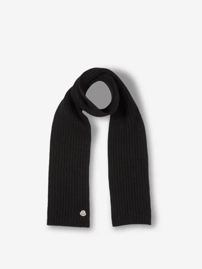 Moncler Ribbed Scarf In Black