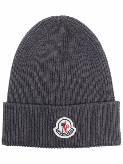 MONCLER MONCLER RIBBED VIRGIN WOOL BEANIE