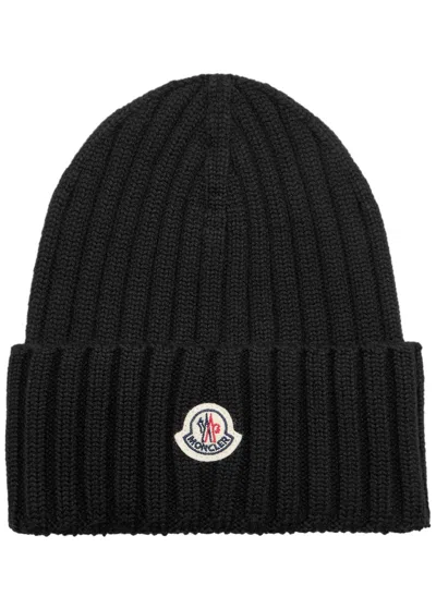 Moncler Ribbed Wool Beanie In Black