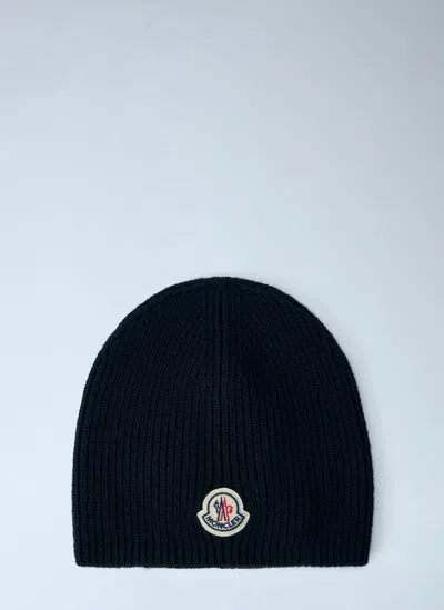 Moncler Ribbed Wool Beanie Hat In Black