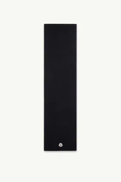 Moncler Ribbed Wool Scarf In Gold