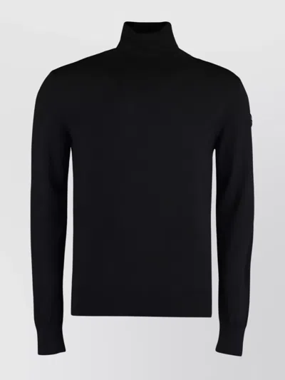 Moncler Ribbed Wool Turtleneck Sweater With Long Sleeves In Black