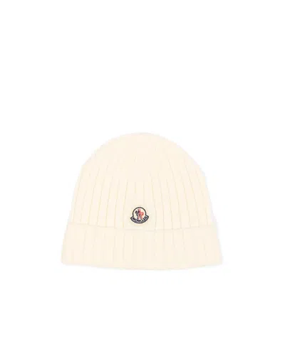 Moncler Ribbed-knit Wool Beanie In Ivory