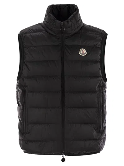 Moncler Rocoque Down Filled Gilet In Black