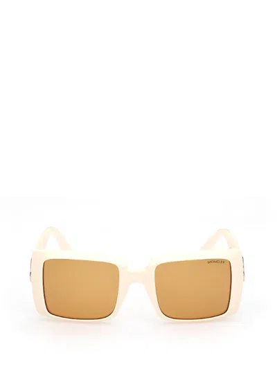 Moncler Round Frame Sunglasses Sunglasses In 25e Ivory