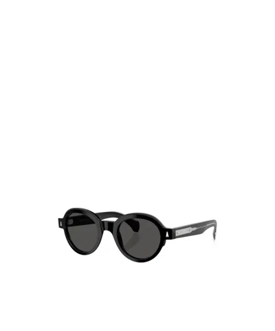 Moncler Round Sunglasses In Shiny Black