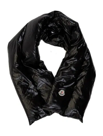 Pre-owned Moncler Scarf In Black