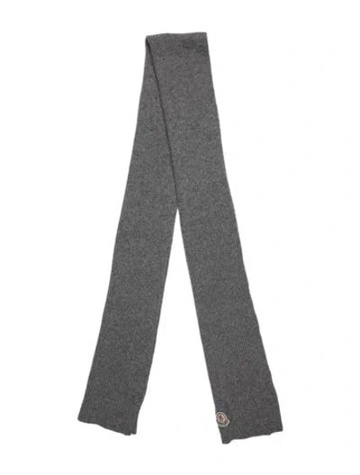 Pre-owned Moncler Scarf In Grey