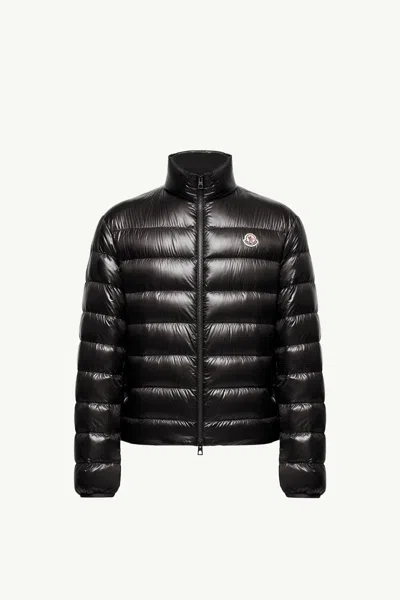 MONCLER MONCLER SERGESTA PACKABLE SHORT DOWN JACKET