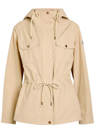 Moncler Serin Hooded Drawstring Waxed Poplin Parka Jacket In Beige