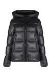 Moncler Women Black Serittes Short Hooded Down Jacket In Black
