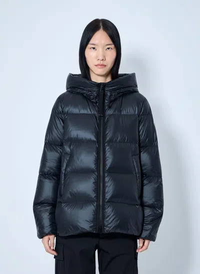 Moncler Serittes Short Parka In Blue