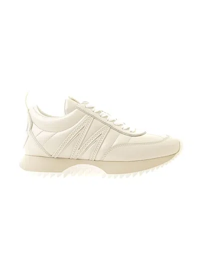 Moncler Shoes In White