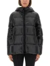 Moncler Short Down Jacket "serittes" In Black