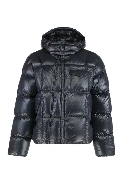 Moncler Short Parka With Hood Serfanto In Black
