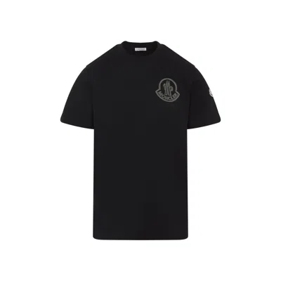 Moncler Short Sleeves T-shirt Men In Black