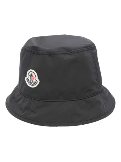 Moncler Silver Ss24 Bucket Hat For Men In Grey