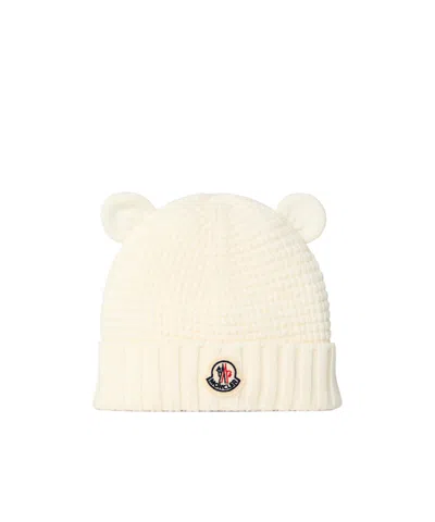 Moncler Simple Bear Hat In Pink