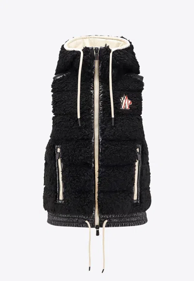 Moncler Sleeveless Padded Vest In Black