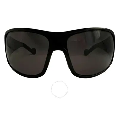 Moncler Smoke Shield Unisex Sunglasses Ml0138-p 01a 00 In Black