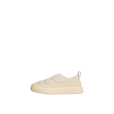Moncler Altiveスニーカー In Sand