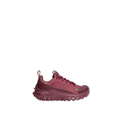 Moncler Sneakers Trailgrip Gtx En Daim Et Cuir In Red