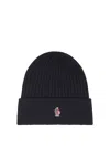 Moncler Hat Extrafine Wool In Blue