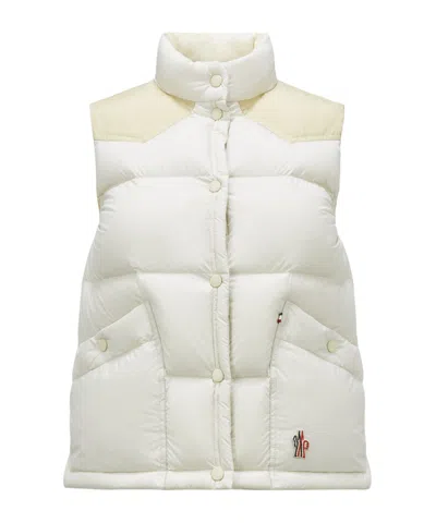 Moncler Sorapis Down-filled Gilet In White