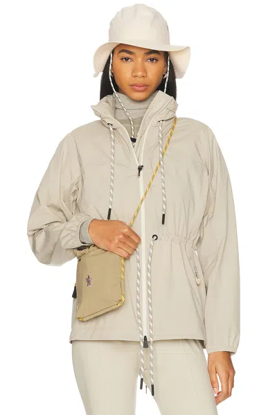 Moncler Soulare Jacket In Sand