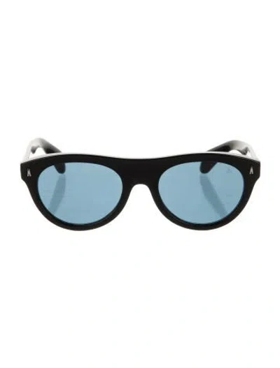 Pre-owned Moncler Splash Oversize Sunglasses In Black