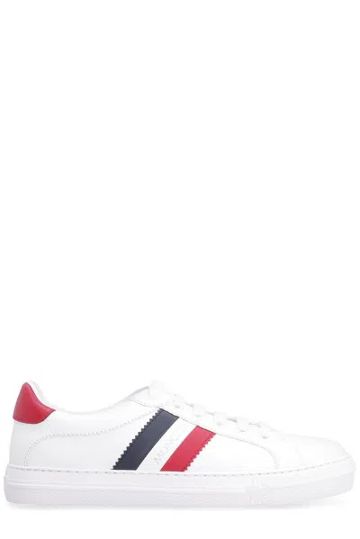 Moncler Stripe-detail Low-top Sneakers In White