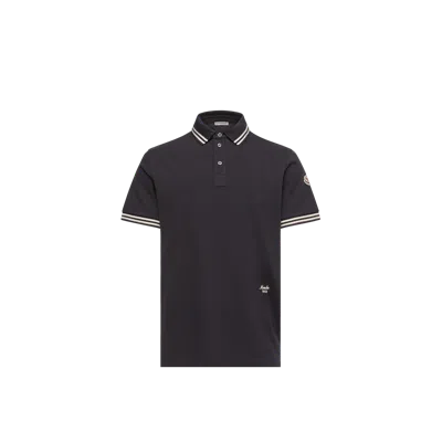 Moncler Logo Patch Short Sleeved Polo Shirt In Black