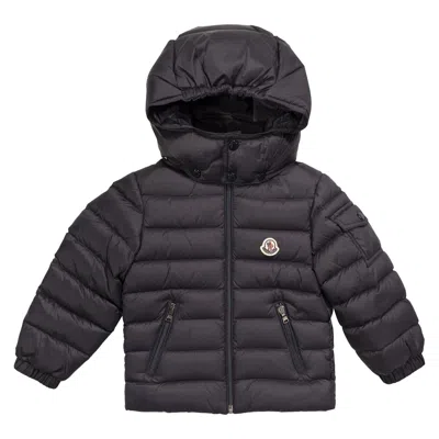 Moncler Stylish Down Jacket For The Modern Explorer In Black
