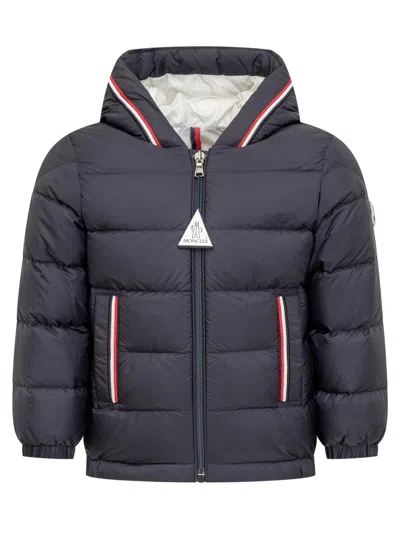 Moncler Stylish Jacket For The Modern Explorer In Blue