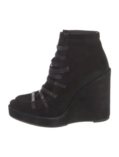 Pre-owned Moncler Suede Lace-up Boots In Black
